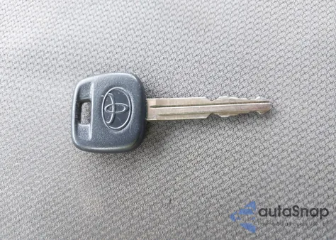 2005 Toyota Camry Le from USA, damaged, VIN 4T1BE30K95U988789